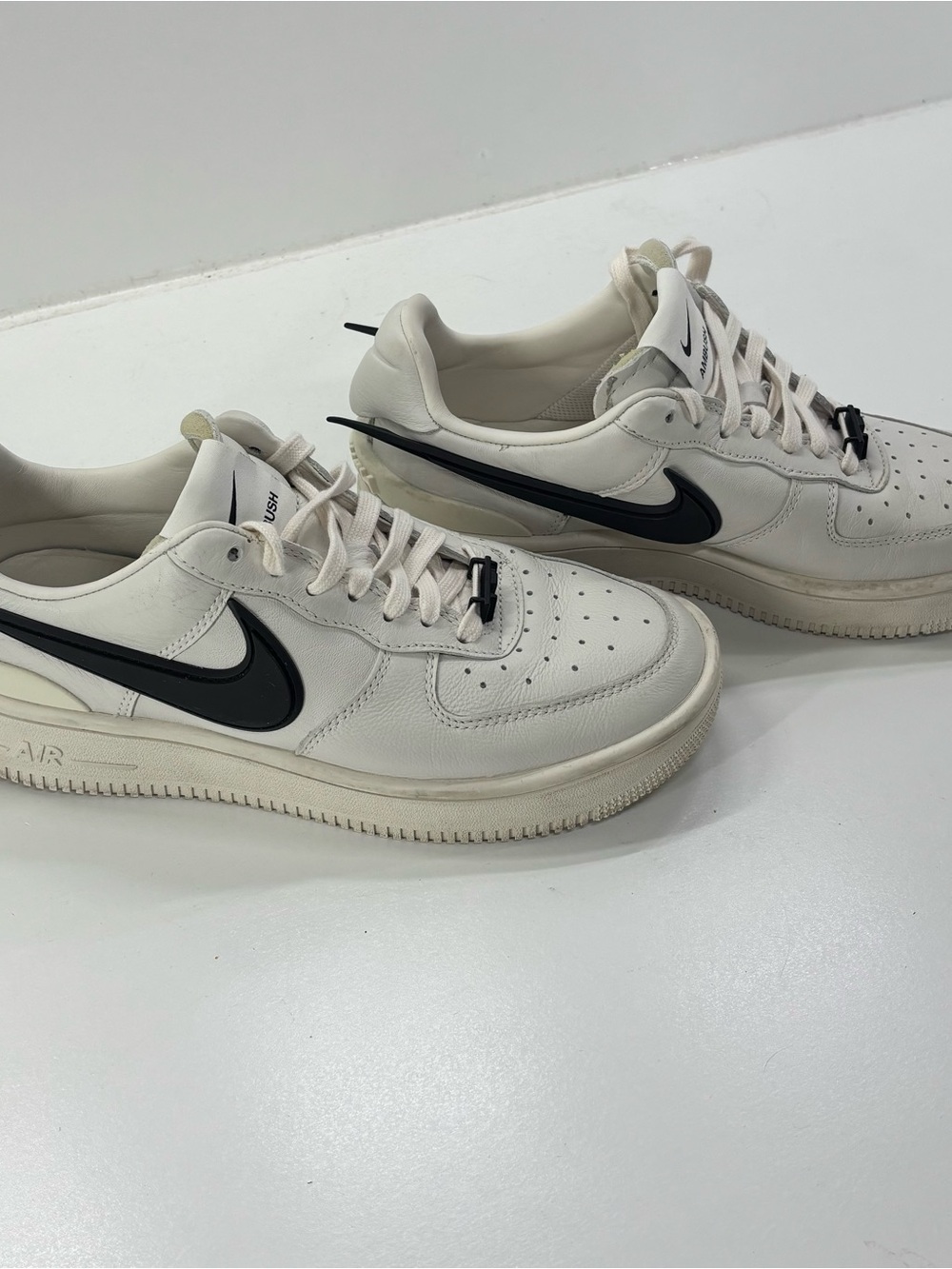 Nike Men’s Air Force 1 Low Leather Sneakers - White/Black Size 6.5